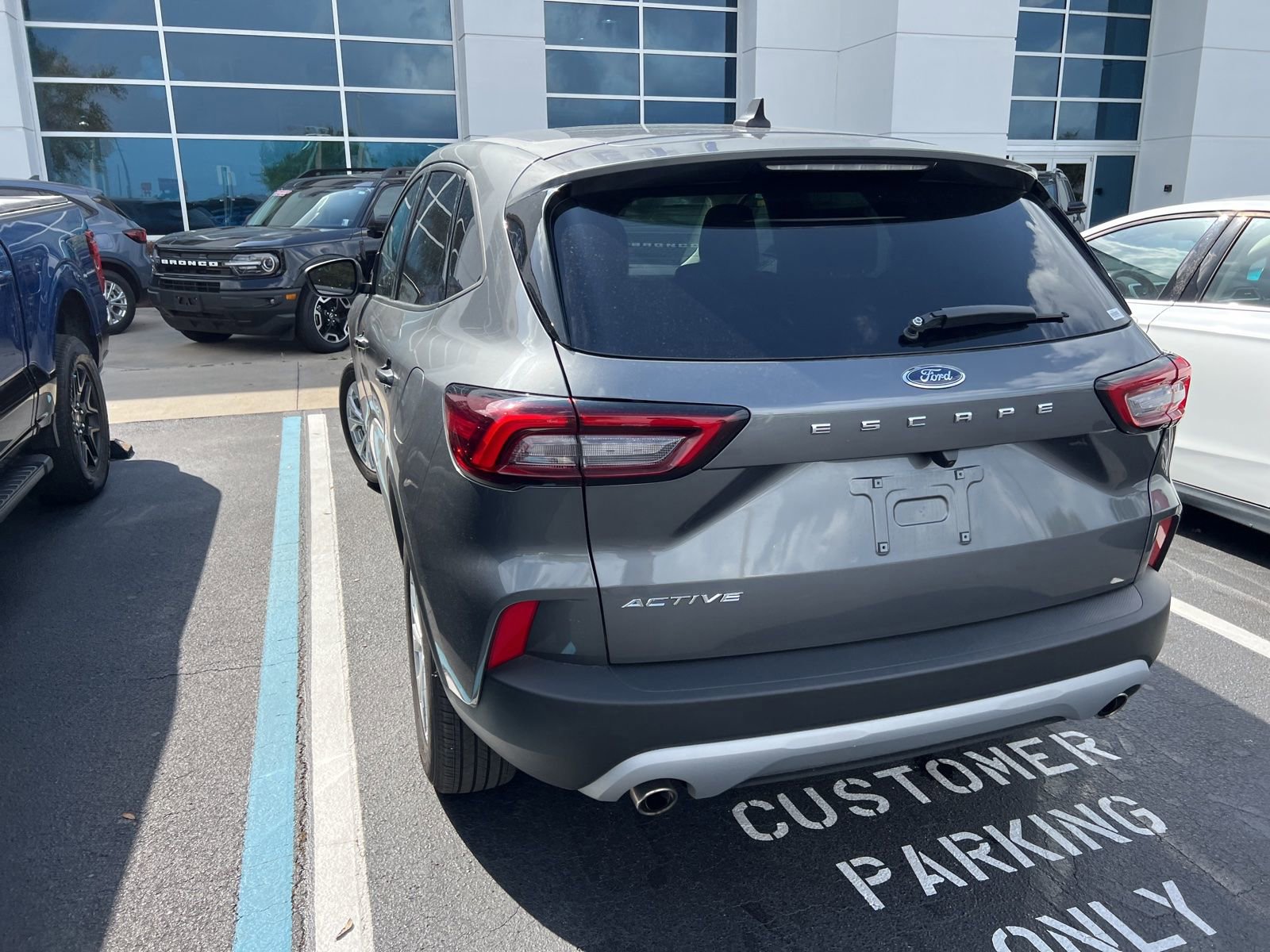 Certified 2025 Ford Escape Active image 4