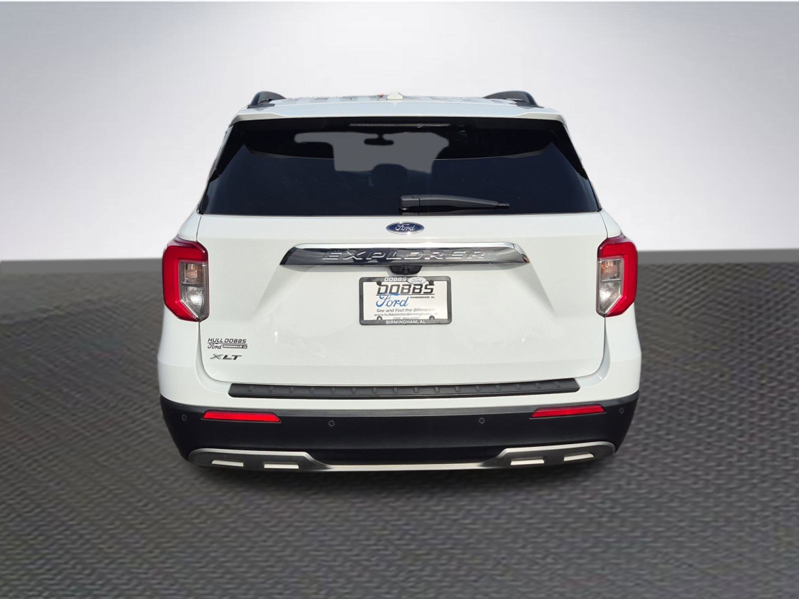 Certified 2020 Ford Explorer XLT w/ Equipment Group 202A image 6