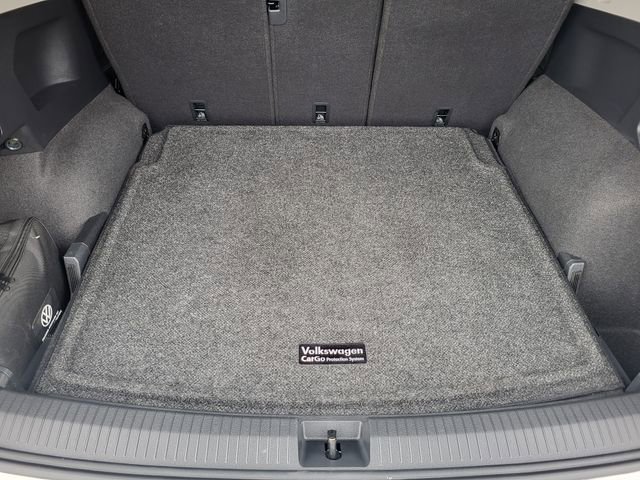 Used 2022 Volkswagen Tiguan SE w/ Panoramic Sunroof Package AWD/4WD image 31