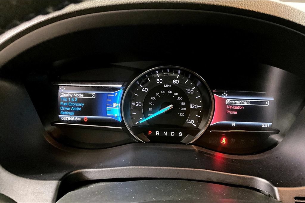Certified 2017 Ford Explorer XLT w/ Equipment Group 202A FWD image 16