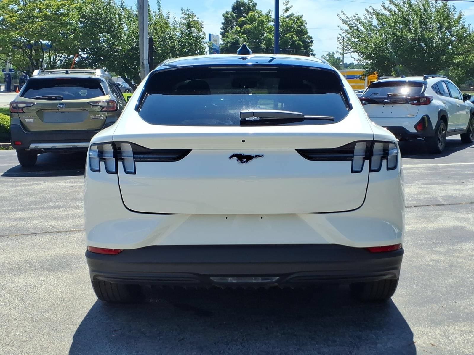 Certified 2025 Ford Mustang Mach-E Premium AWD/4WD image 5
