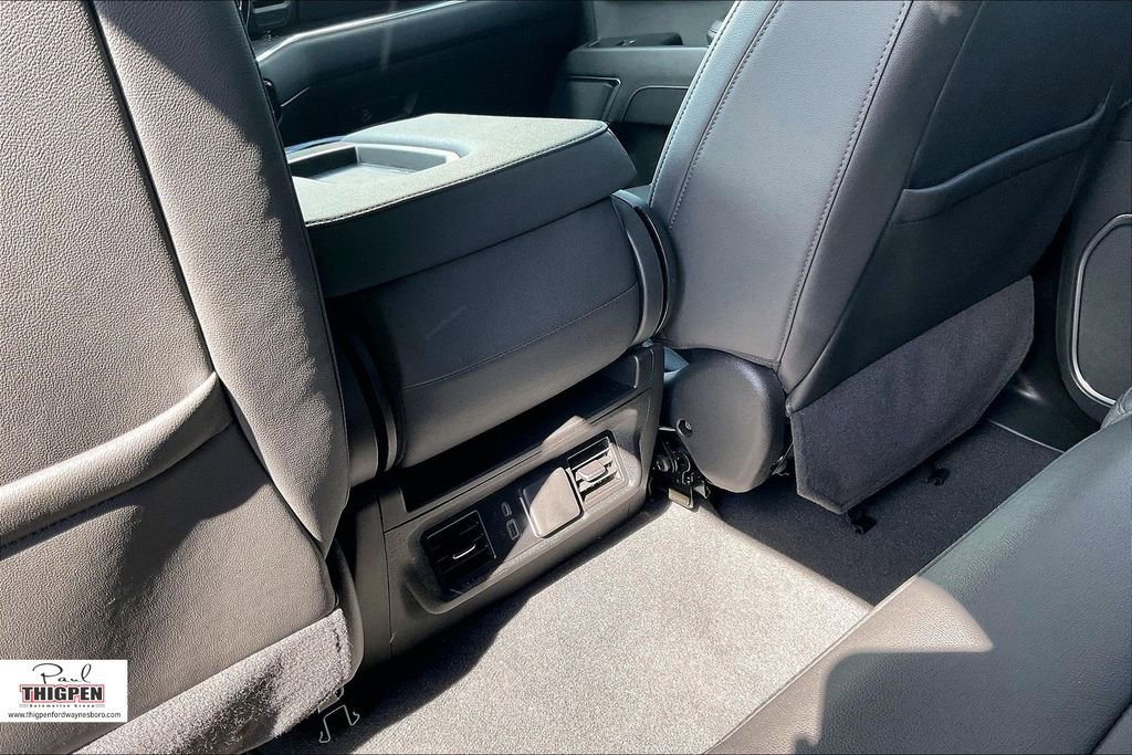 Used 2025 GMC Sierra 1500 SLT image 33