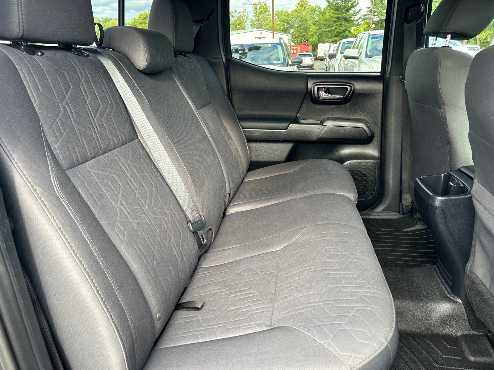 Used 2018 Toyota Tacoma TRD Sport AWD/4WD image 20
