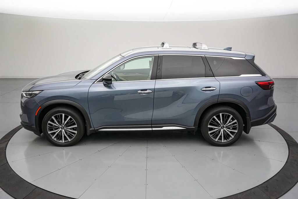 Used 2025 INFINITI QX60 Sensory w/ Vision Package AWD/4WD image 7