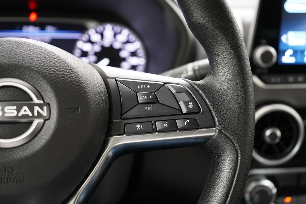 Used 2024 Nissan Sentra SV FWD image 19