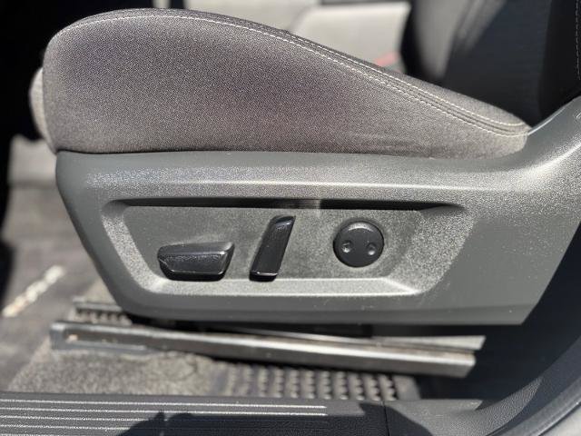 Used 2023 Nissan Rogue SV AWD/4WD image 15