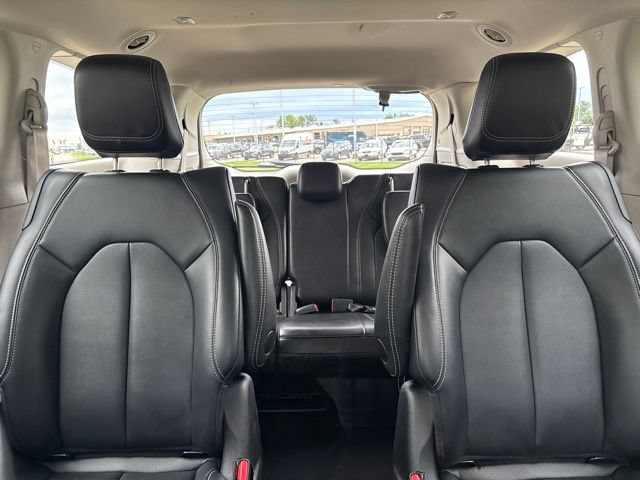Used 2024 Chrysler Pacifica Limited FWD image 29
