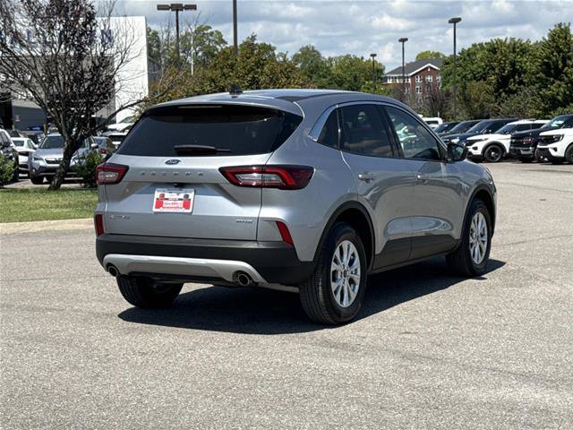 Certified 2023 Ford Escape Active AWD/4WD image 5
