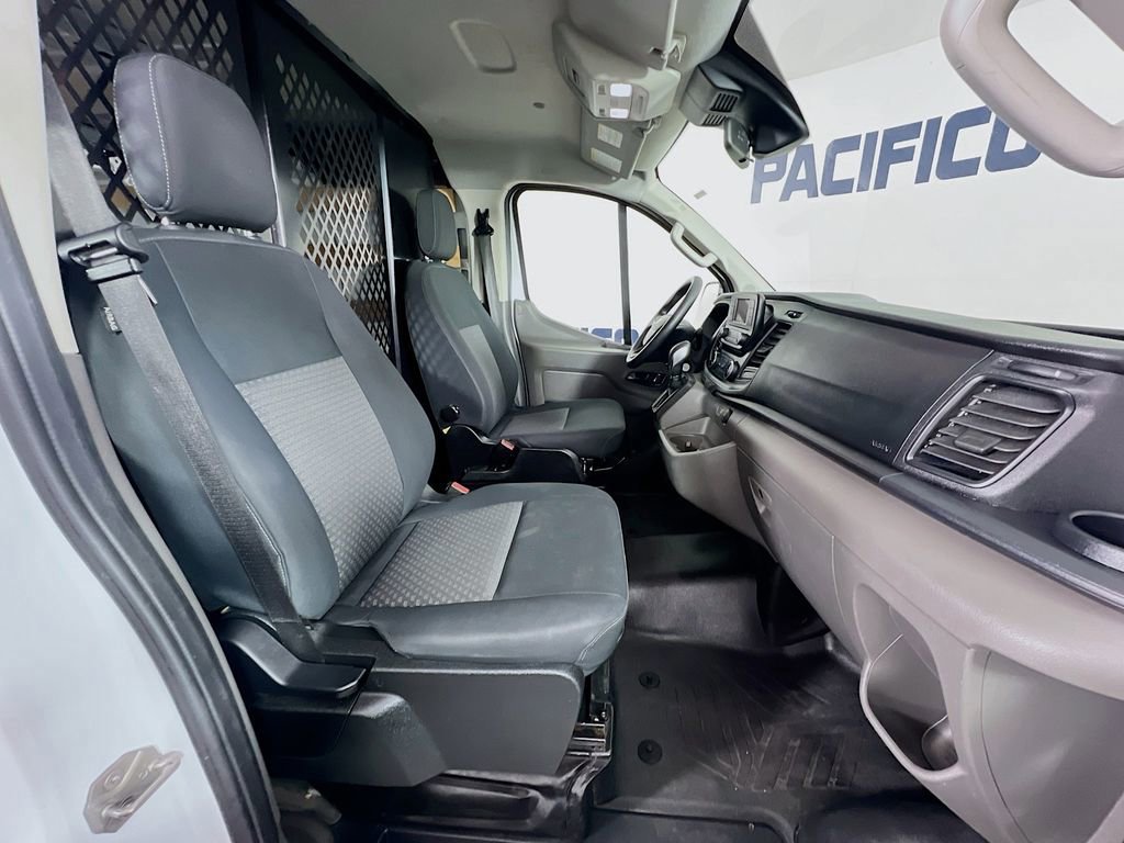 Certified 2024 Ford Transit 250 Low Roof w/ Exterior Upgrade Package image 28
