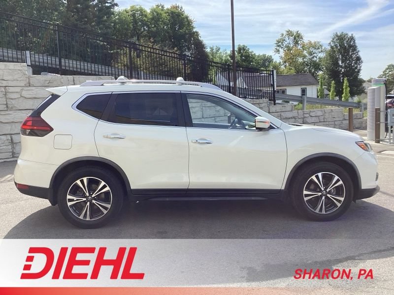 Used 2019 Nissan Rogue SV w/ Premium Package FWD image 15