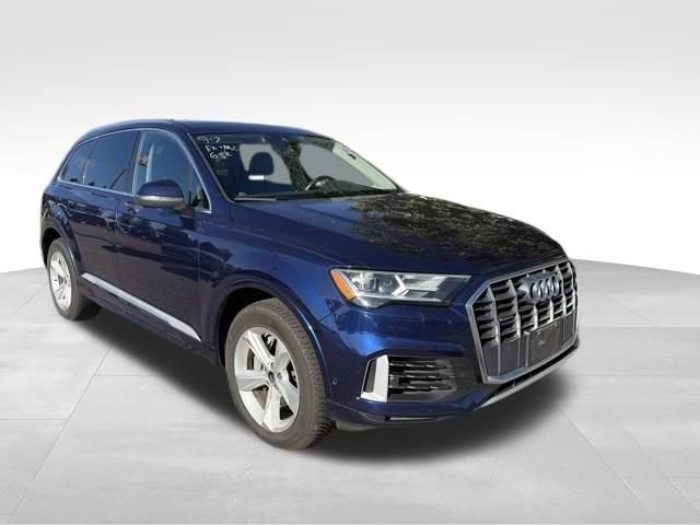 Used 2022 Audi Q7 3.0T Premium w/ Convenience Package AWD/4WD image 12