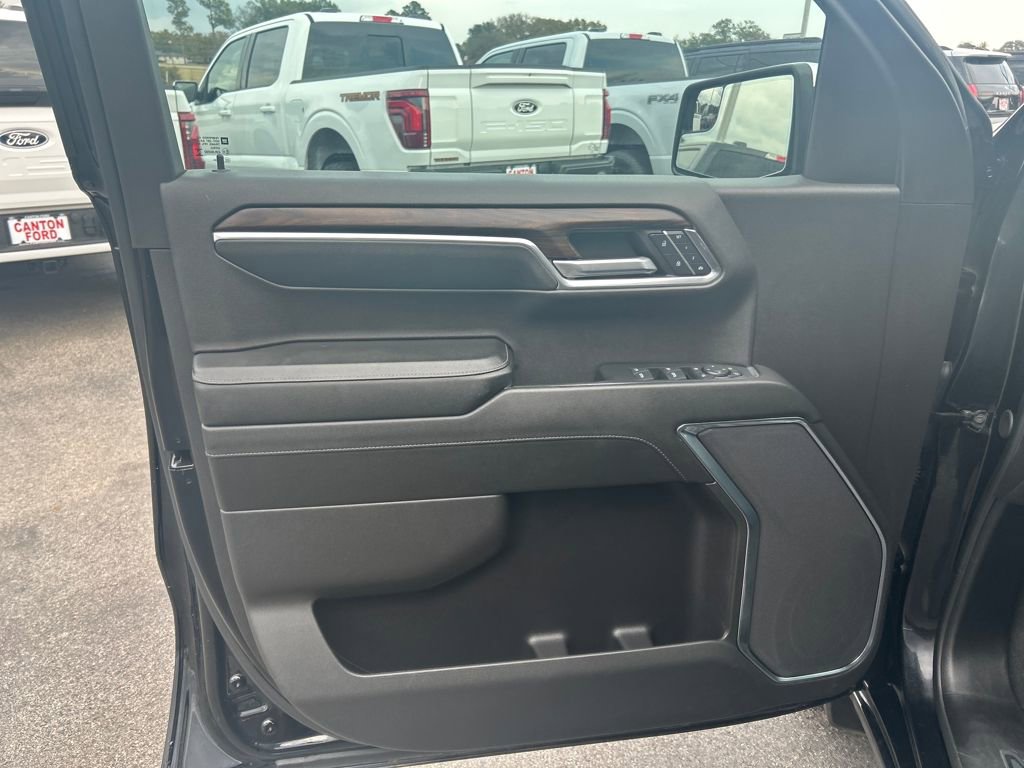 Used 2024 GMC Sierra 1500 SLT image 23