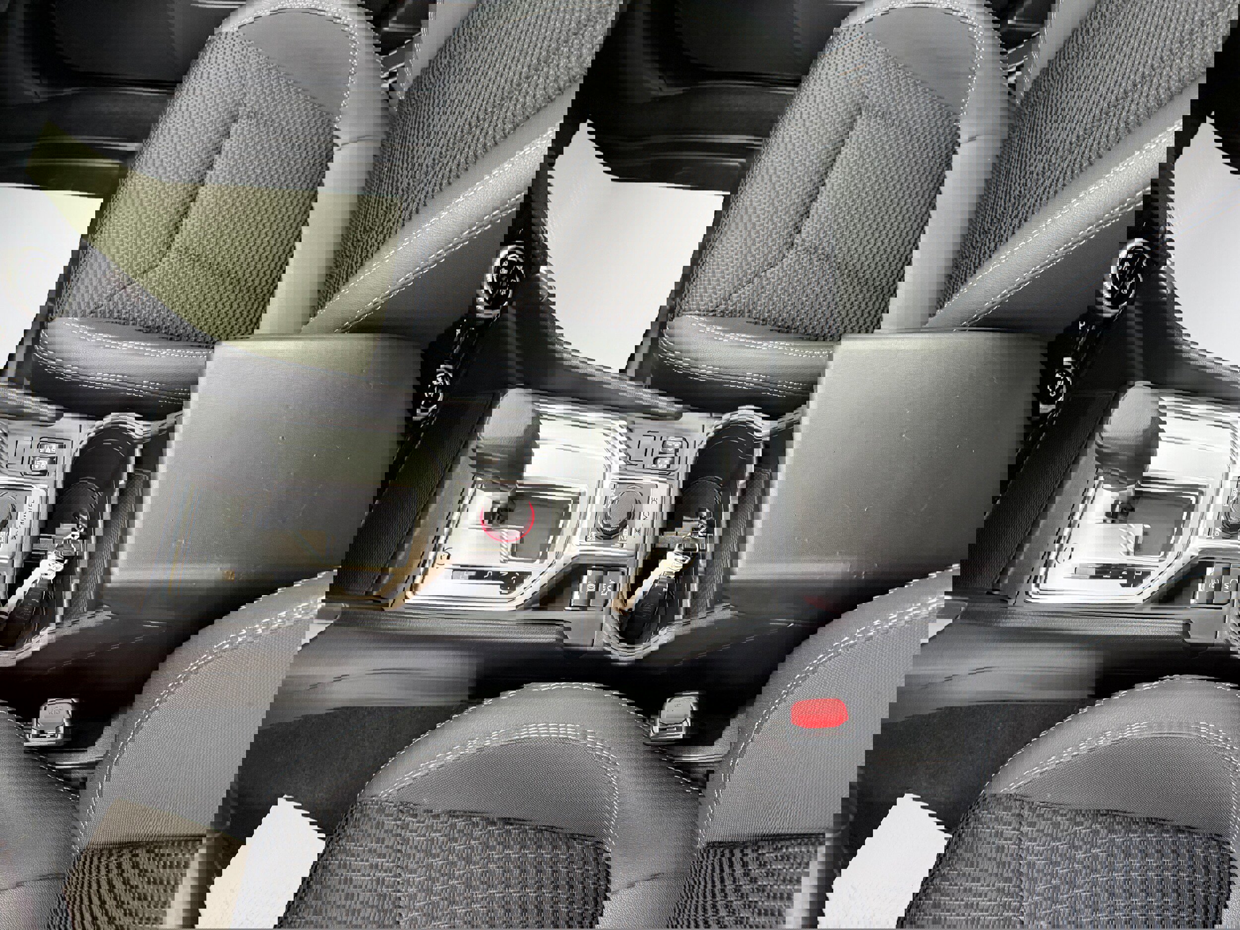 Used 2020 Subaru Forester Premium w/ Popular Package #1 image 16