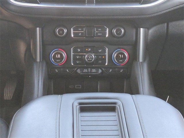 Used 2023 Chevrolet Tahoe Z71 w/ Luxury Package image 19