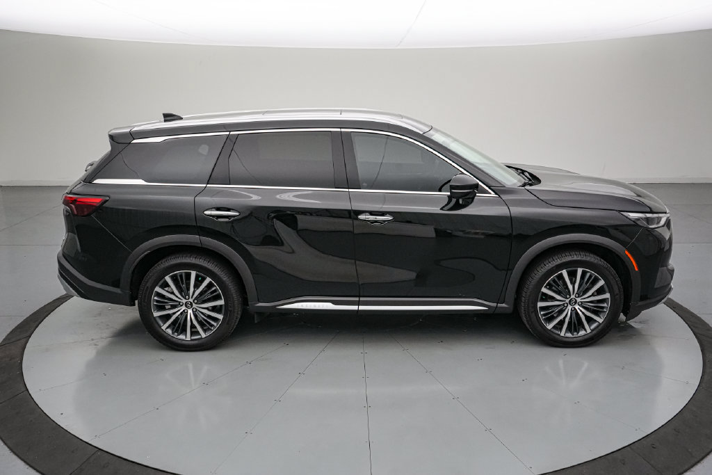 Used 2022 INFINITI QX60 Sensory AWD/4WD image 3