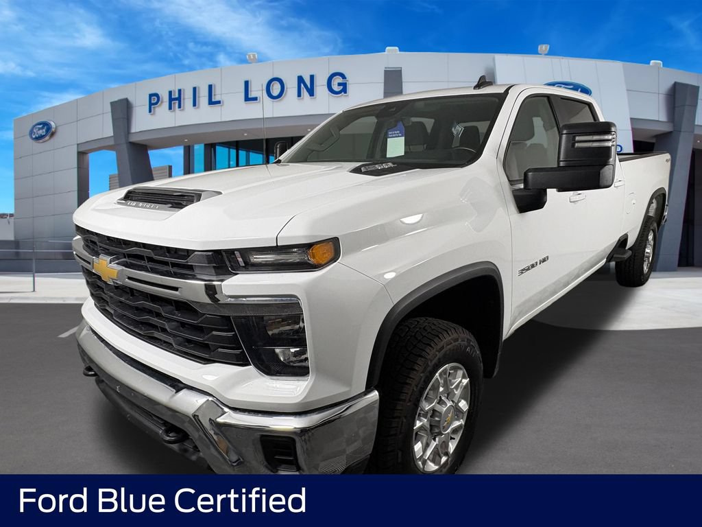 Used 2024 Chevrolet Silverado 3500 LT