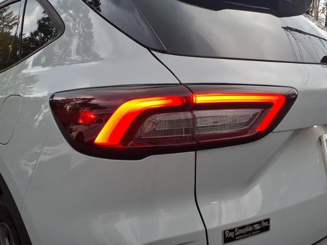 Certified 2026 Ford Escape ST-Line AWD/4WD image 13