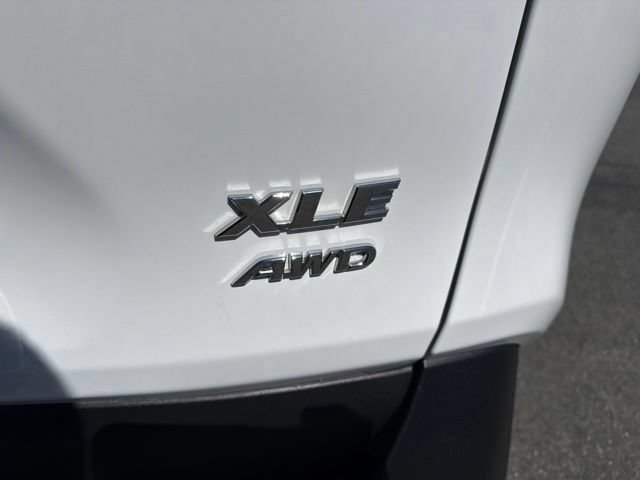 Used 2025 Toyota RAV4 XLE w/ Convenience Package AWD/4WD image 9
