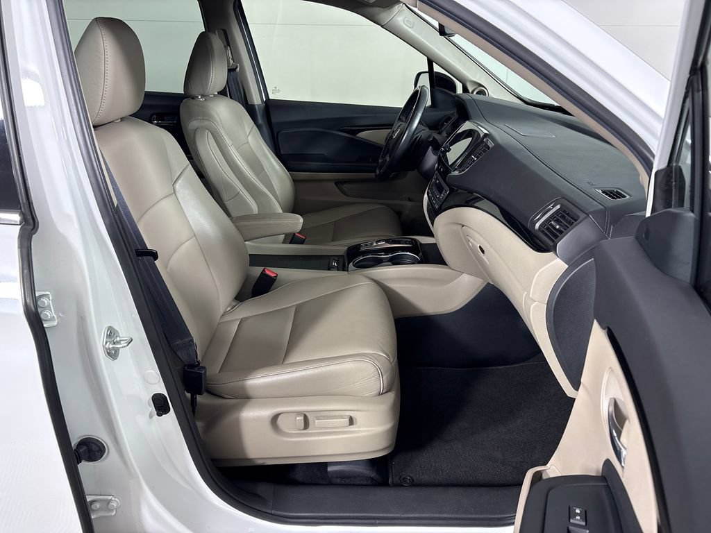 Used 2022 Honda Pilot Touring image 5