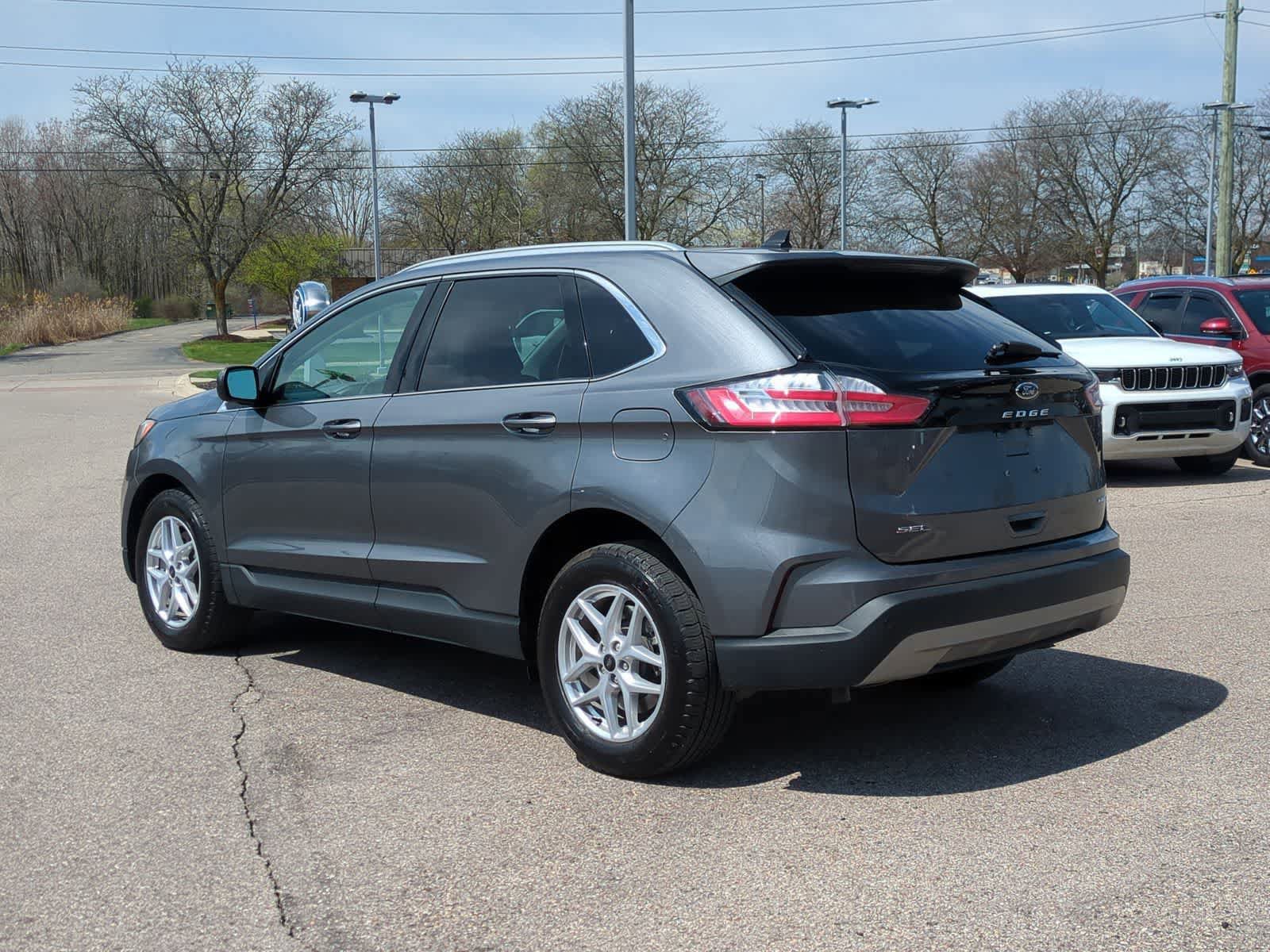 Certified 2024 Ford Edge SEL w/ Convenience Package AWD/4WD image 6
