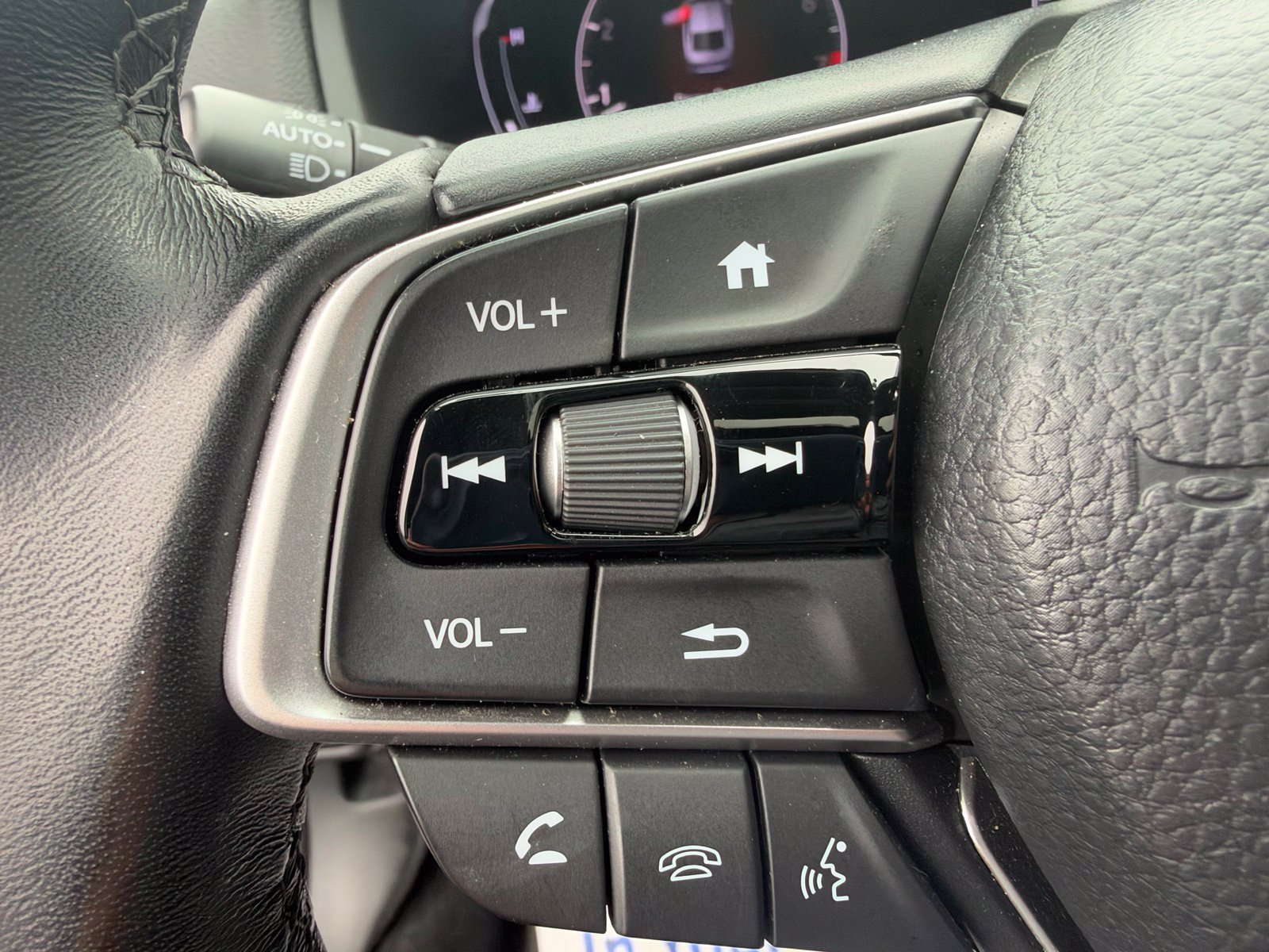 Used 2020 Honda Accord Touring image 15