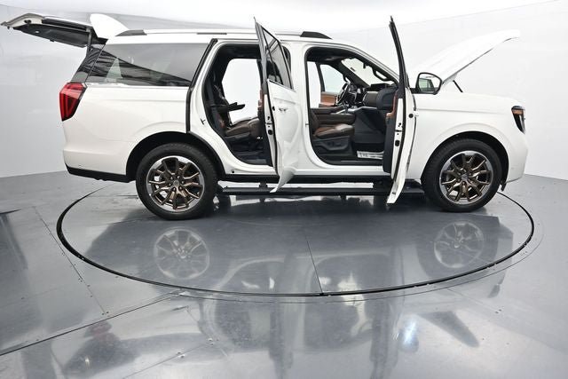 Certified 2025 Ford Expedition King Ranch AWD/4WD image 37