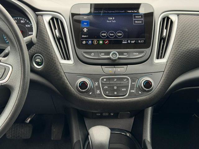 Used 2024 Chevrolet Malibu LT FWD image 13
