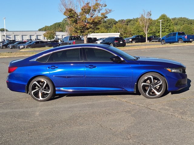 Used 2022 Honda Accord Sport image 3
