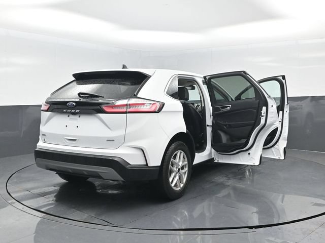 Certified 2024 Ford Edge SEL w/ Convenience Package AWD/4WD image 27