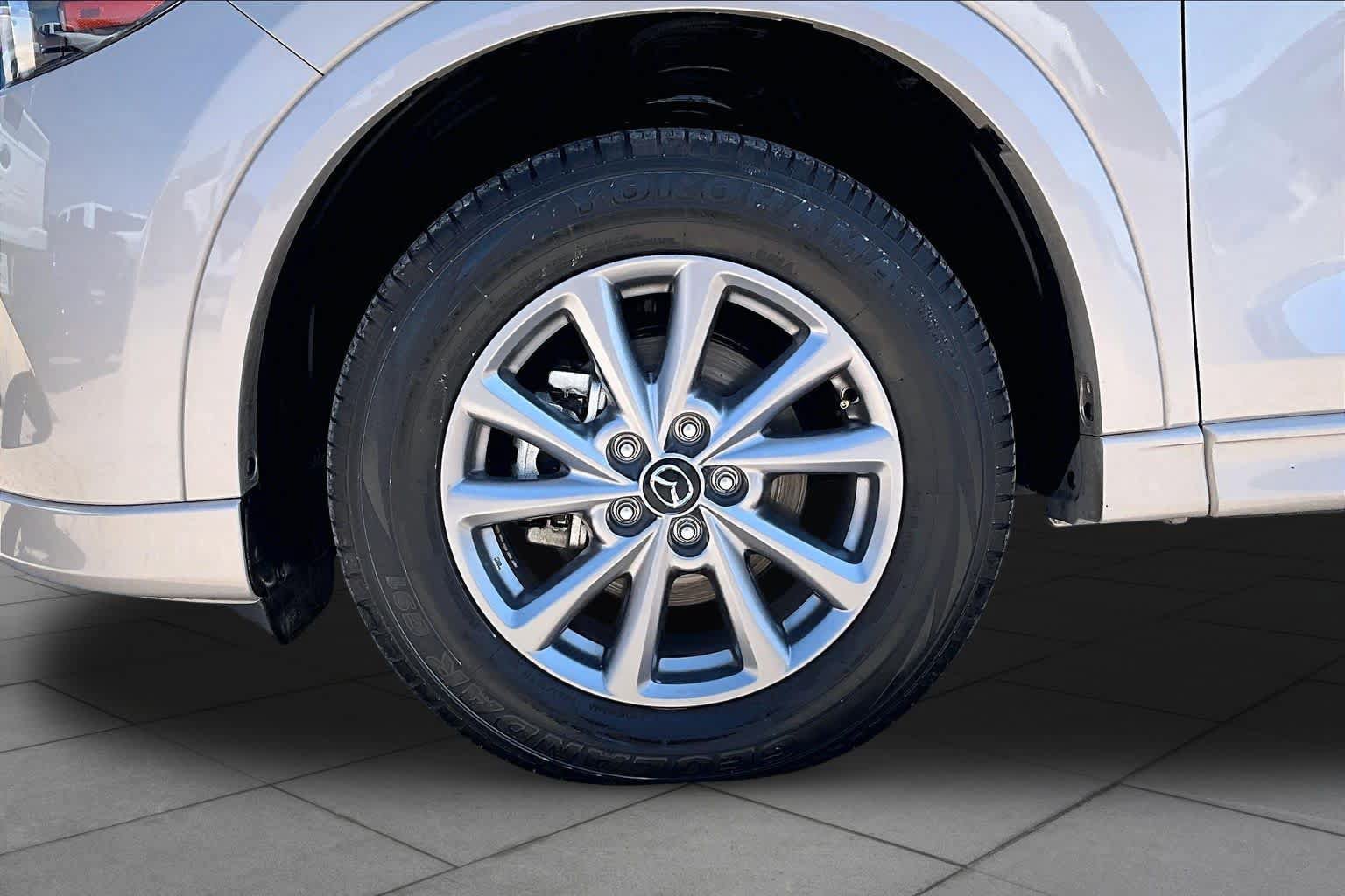 Used 2025 MAZDA CX-5 AWD 2.5 S w/ Preferred Package image 11