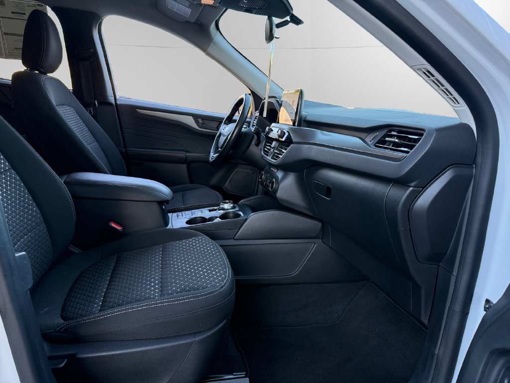 Certified 2023 Ford Escape Active AWD/4WD image 15