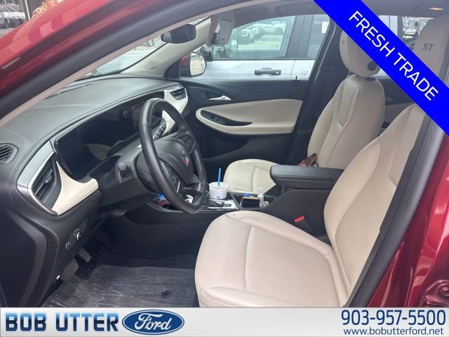 Used 2024 Buick Encore GX Sport Touring w/ Experience Buick Package FWD image 5