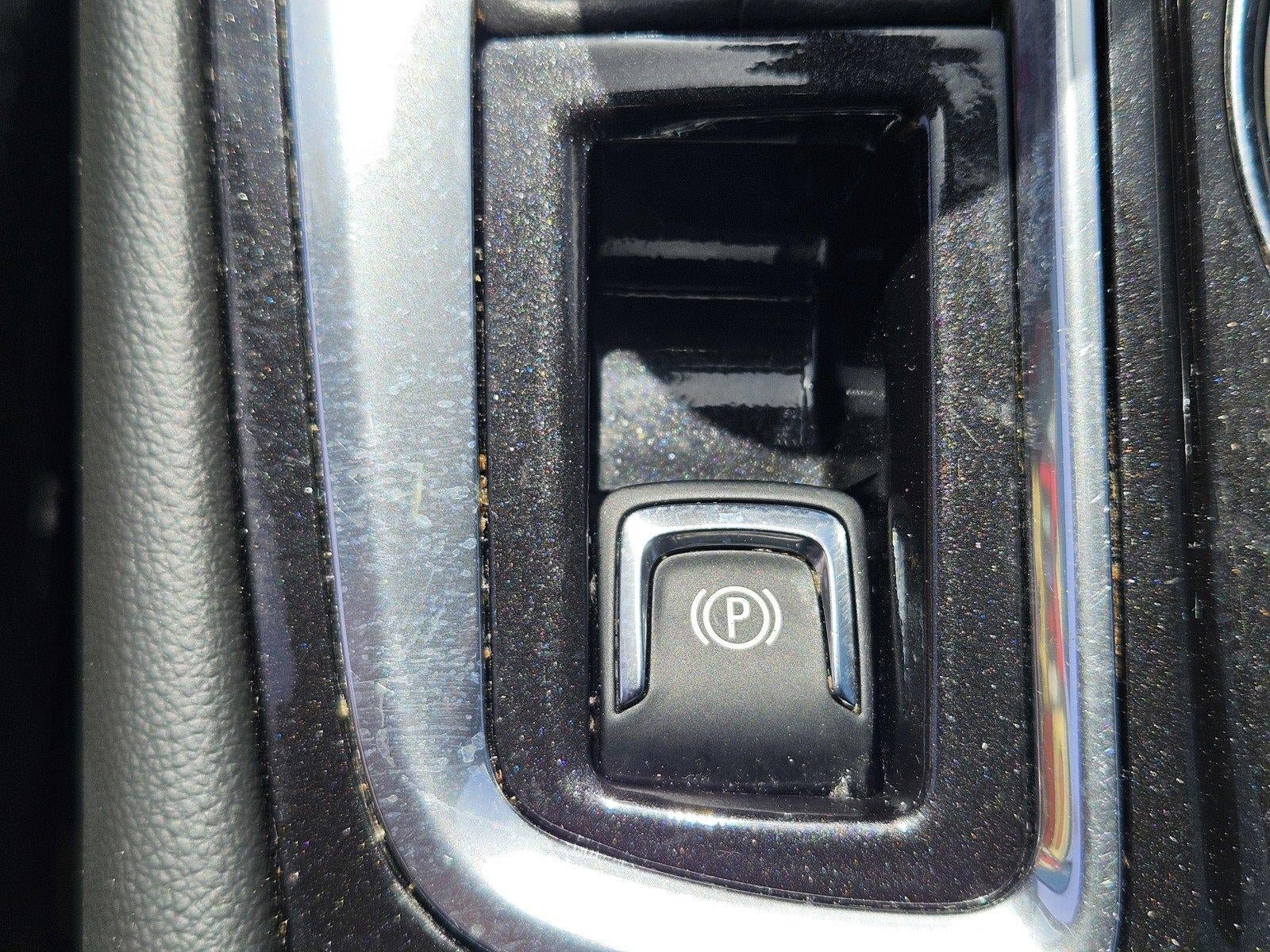Used 2022 Chevrolet Equinox Premier AWD/4WD image 22