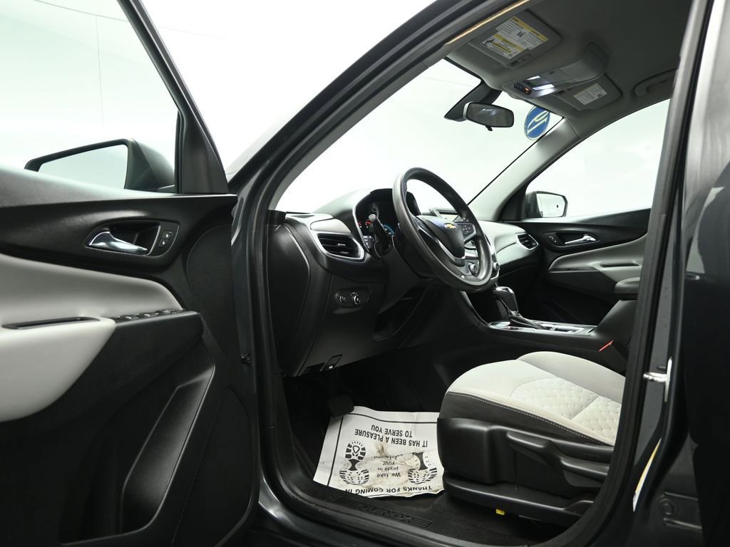 Used 2019 Chevrolet Equinox LS AWD/4WD image 8