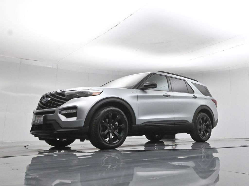 Certified 2023 Ford Explorer ST-Line w/ Class IV Trailer Tow Package RWD image 48