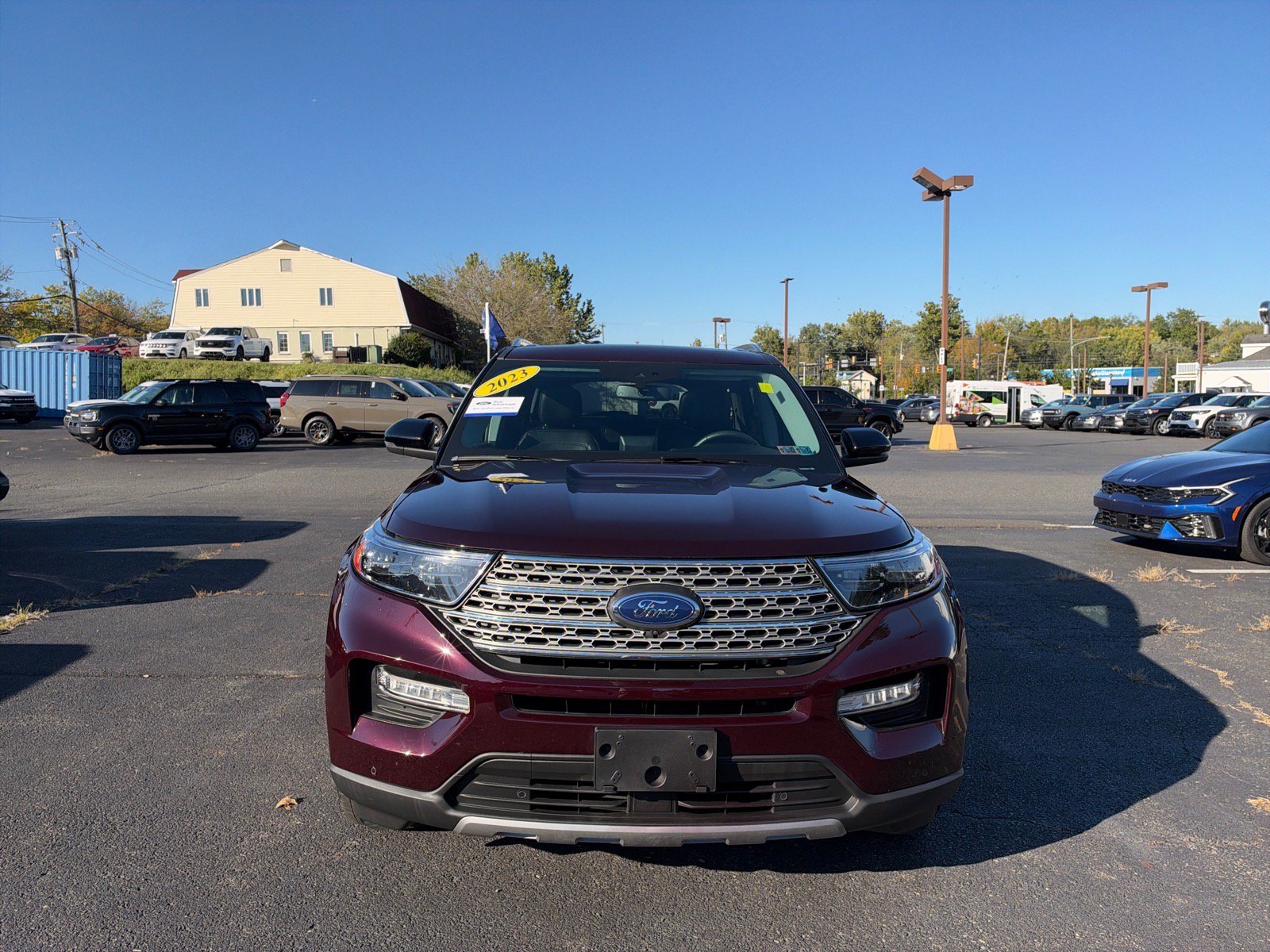 Certified 2023 Ford Explorer Limited w/ Limited Technology Package AWD/4WD image 28