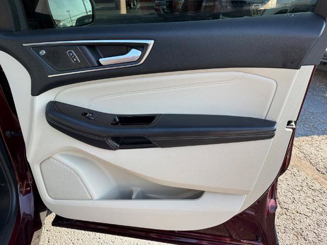 Certified 2020 Ford Edge Titanium AWD/4WD image 23