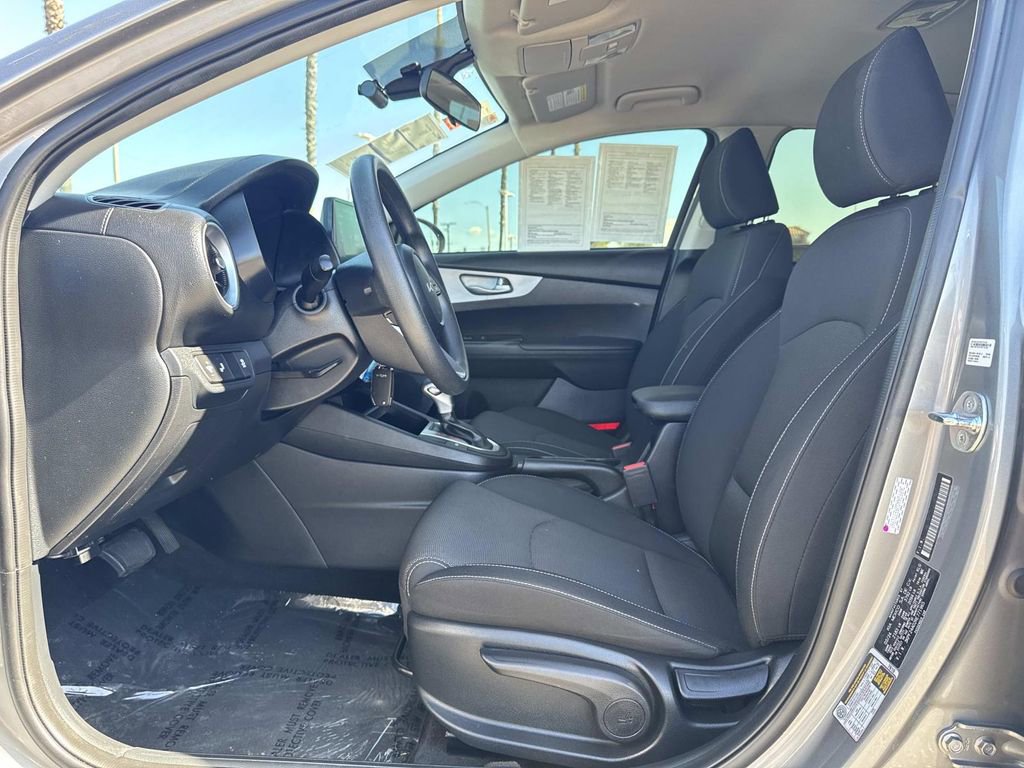 Used 2024 Kia Forte LXS w/ LXS Technology Package image 20