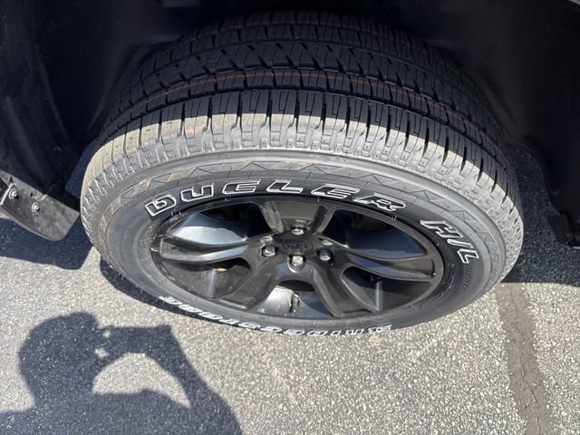 Used 2022 RAM 1500 Big Horn w/ Night Edition AWD/4WD image 15
