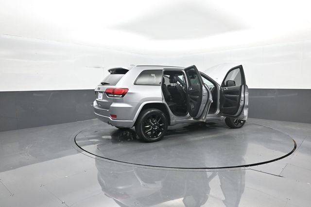 Used 2020 Jeep Grand Cherokee Altitude AWD/4WD image 44