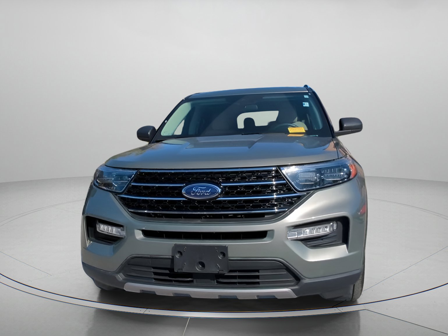 Certified 2020 Ford Explorer XLT w/ Equipment Group 202A image 33