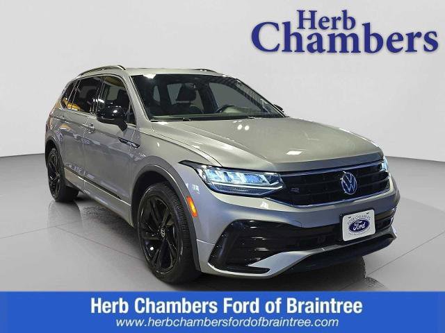 Used 2024 Volkswagen Tiguan SE R-Line