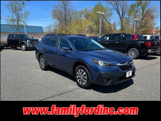 Used 2022 Subaru Outback Premium AWD/4WD image 1
