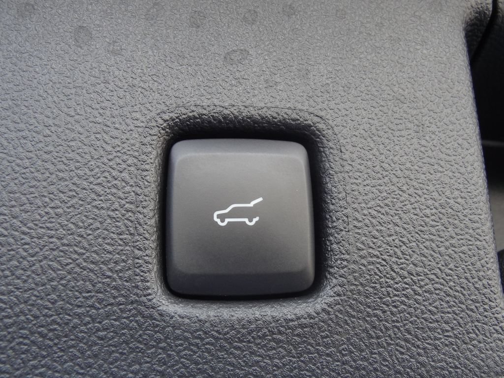 Certified 2023 Ford Escape Active w/ Tech Pack #1 AWD/4WD image 10