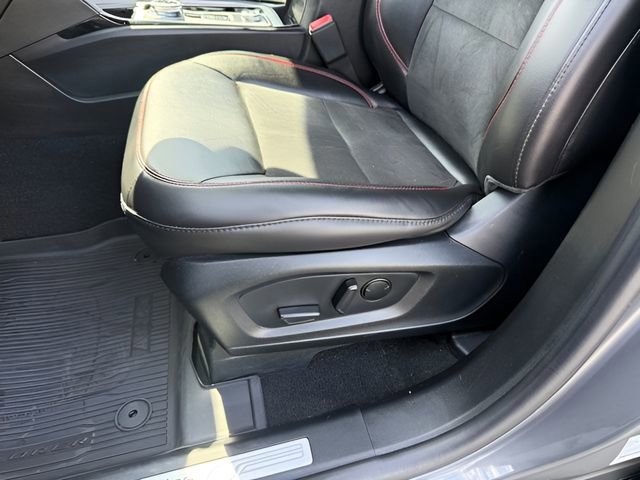 Certified 2023 Ford Explorer ST-Line w/ Class IV Trailer Tow Package image 19