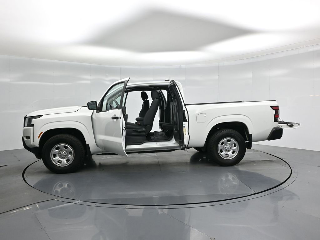 Used 2022 Nissan Frontier S w/ Technology Package image 50