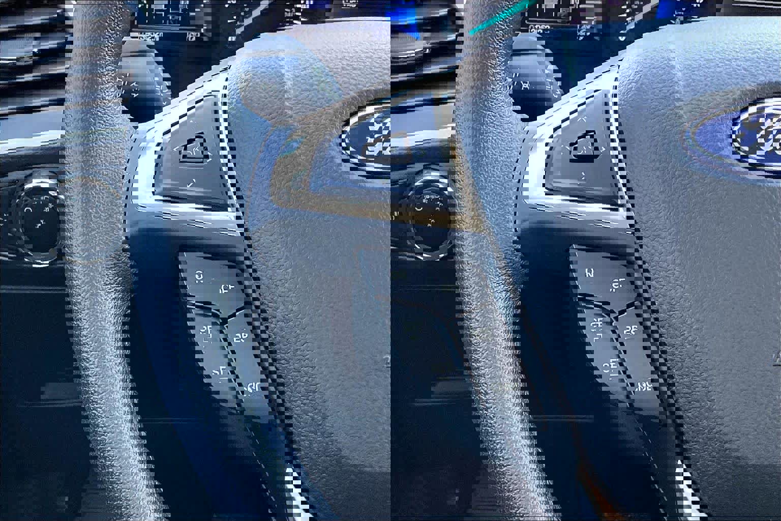 Certified 2023 Ford Edge SEL w/ Sport Appearance Package image 25