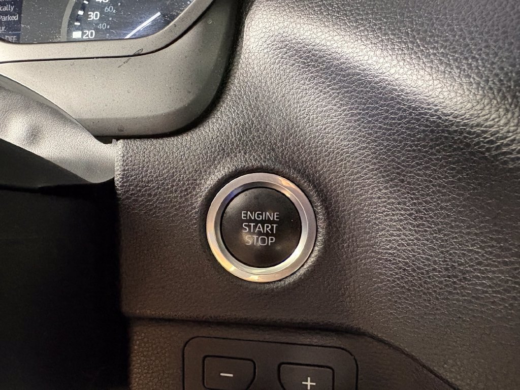 Used 2024 Toyota Tundra SR5 w/ SR5 Convenience Package AWD/4WD image 21