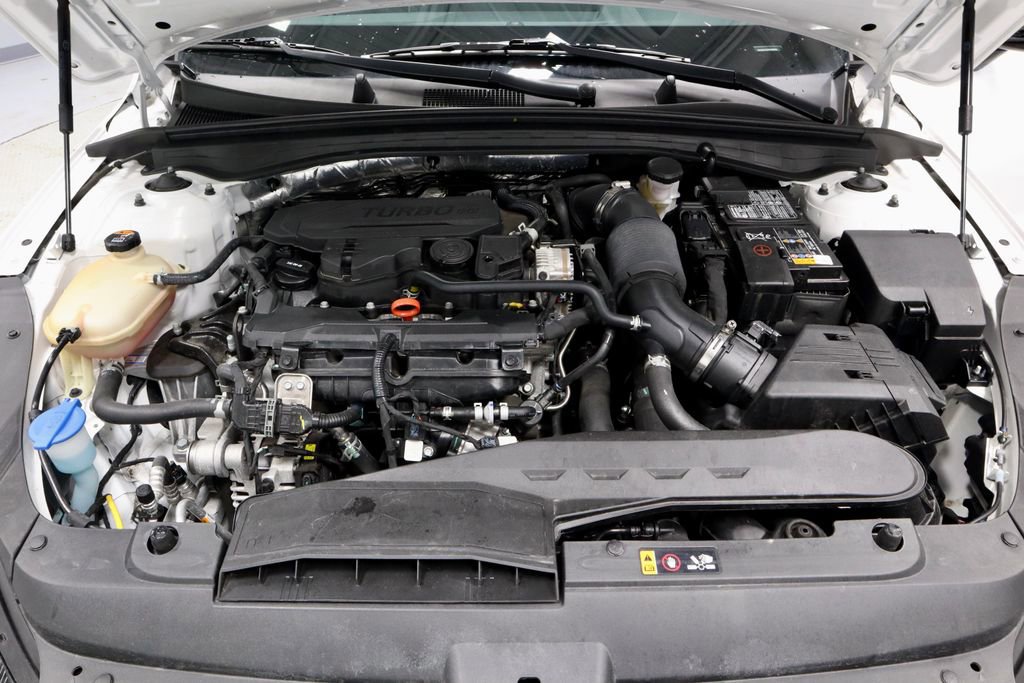 Used 2023 Kia K5 GT-Line image 17