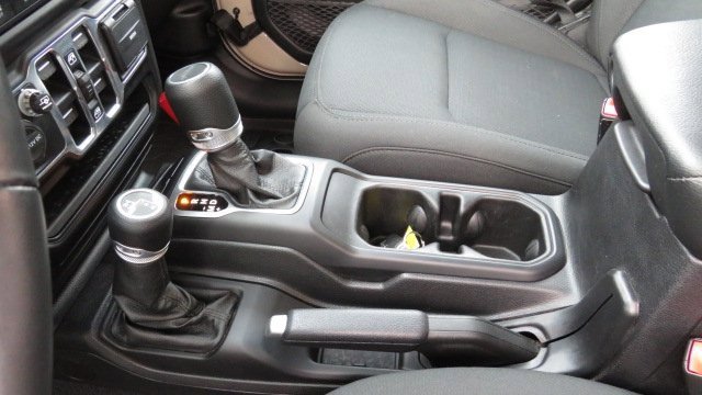 Used 2020 Jeep Gladiator Sport w/ Quick Order Package 24S image 17